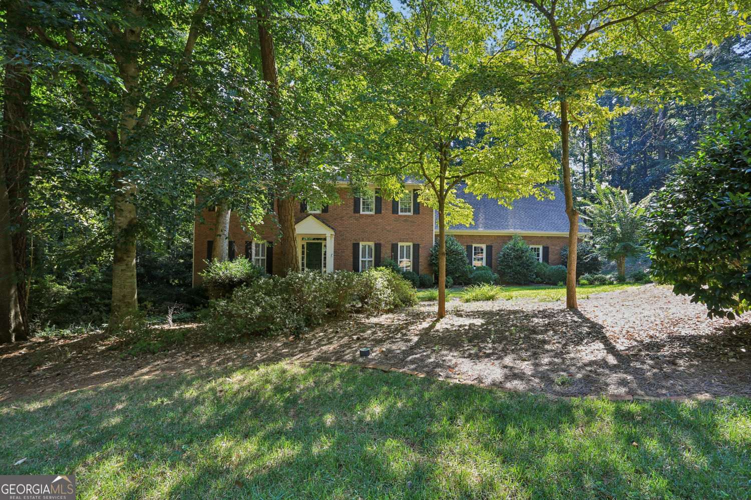 Property Photo:  1090 Applecross Drive  GA 30075 