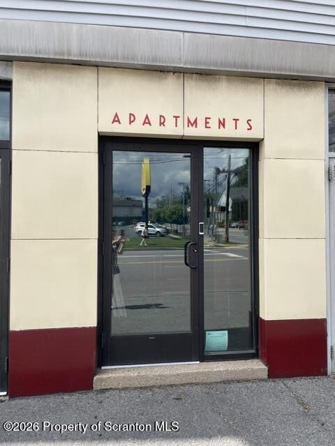 Property Photo: 1245 Wyoming Avenue PA 18509