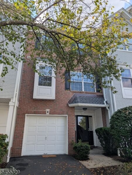 Property Photo:  9 Prescott Ct  NJ 07920 