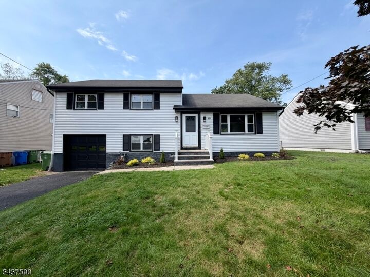 Property Photo:  624 Exeter Rd  NJ 07036 
