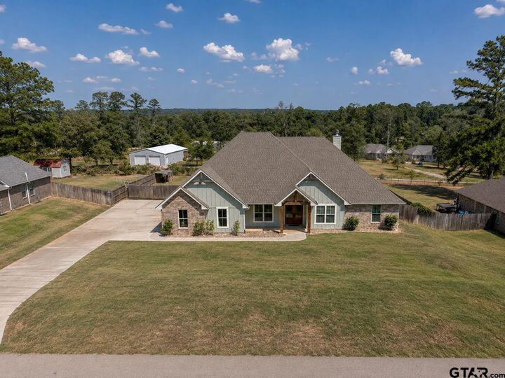 Property Photo: 18347 Timber Oaks Drive TX 75771