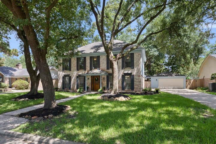 Property Photo:  13714 Chelwood Place  TX 77069 