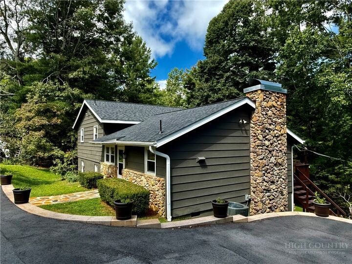 Property Photo:  95 Pine Tree Drive  NC 28668 
