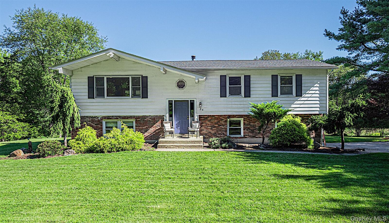 Property Photo:  34 Waterbury Road  NY 10990 