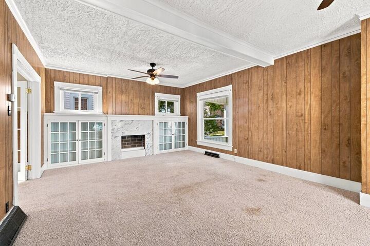 Property Photo: 523 Evergreen St OH 44805
