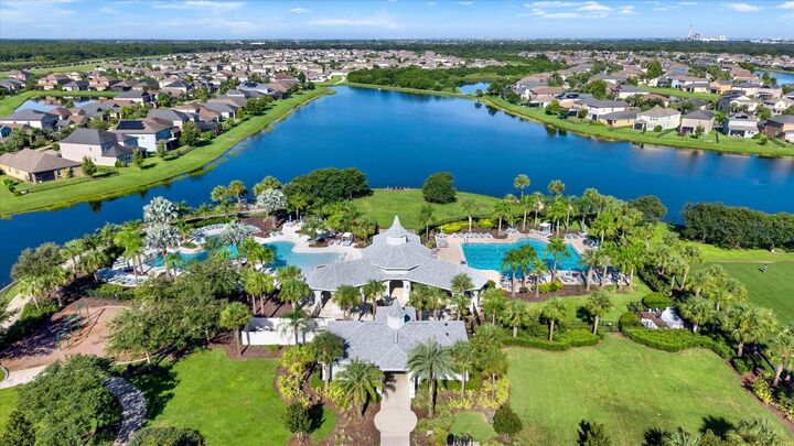 Property Photo: 10207 Count Fleet Drive FL 33573