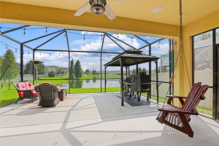 Property Photo: 17527 Bright Wheat Drive FL 33547