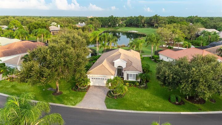 Property Photo:  12302 Thornhill Court  FL 34202 