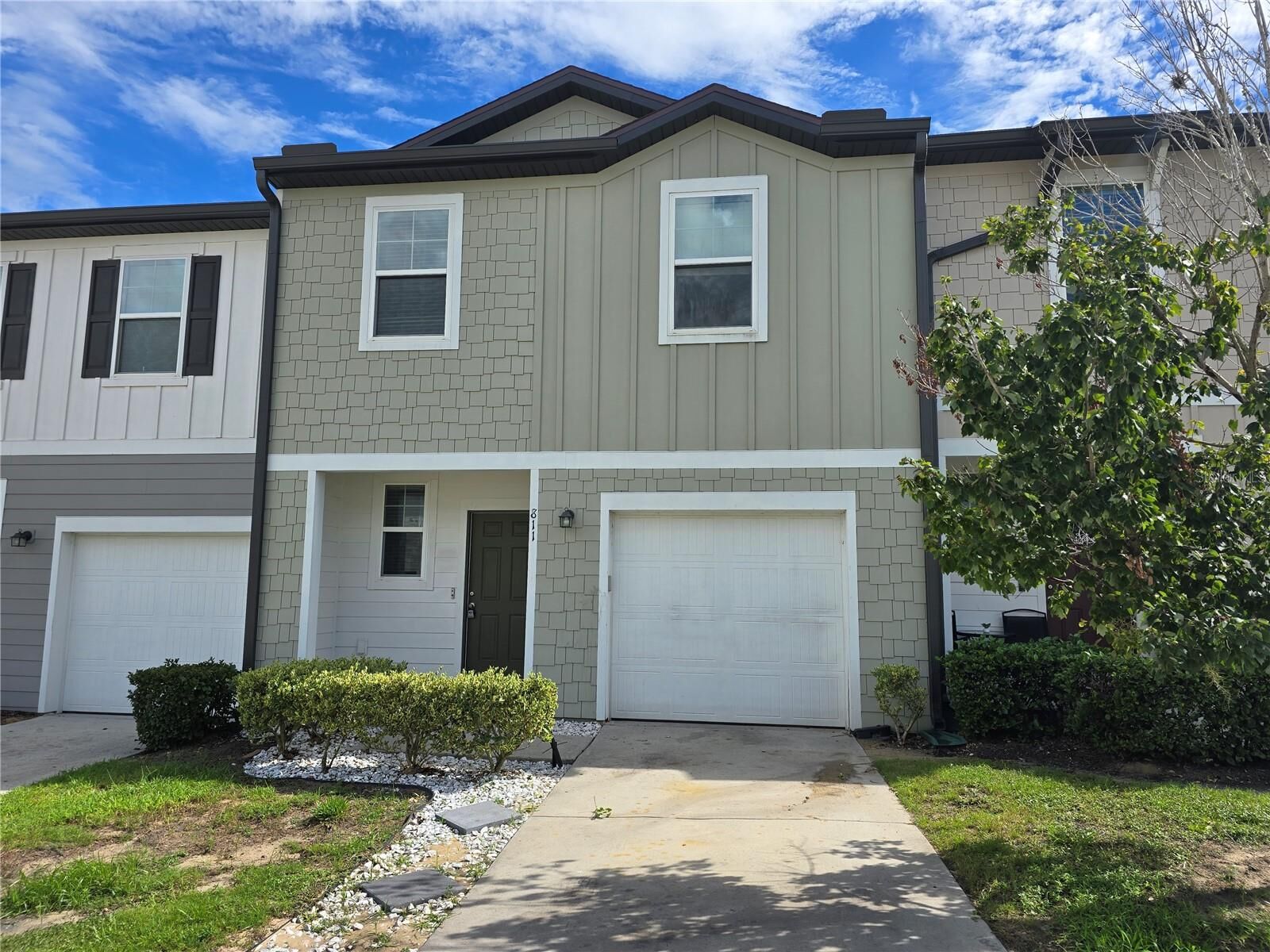 Property Photo:  811 Grandin Street  FL 33837 
