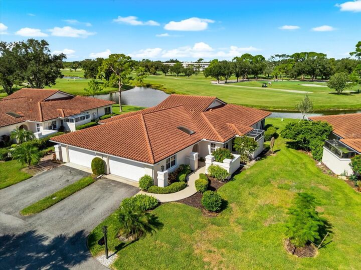Property Photo:  7306 Golf Pointe Circle  FL 34243 