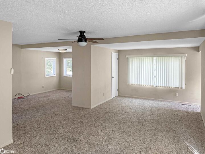 Property Photo:  608 Douglas Avenue  IA 50601 
