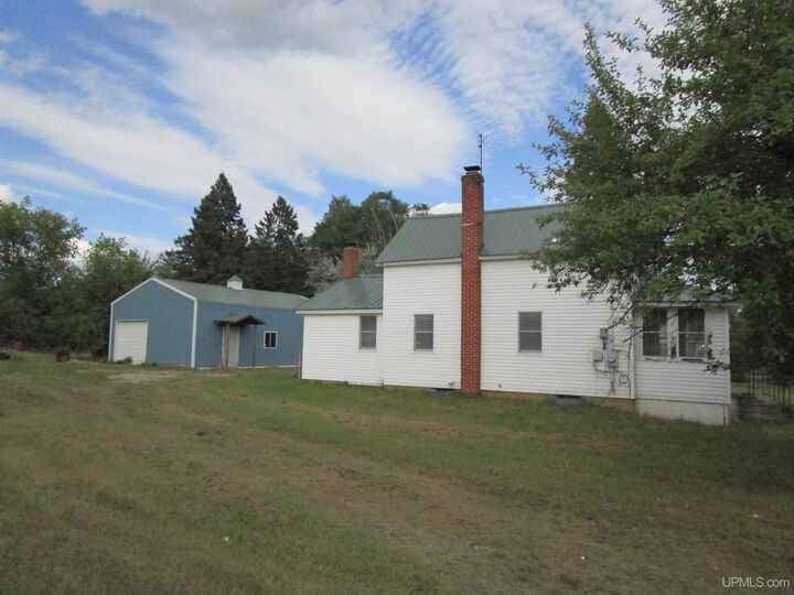 Property Photo:  5766 W Co Rd 388 Road  MI 49847 
