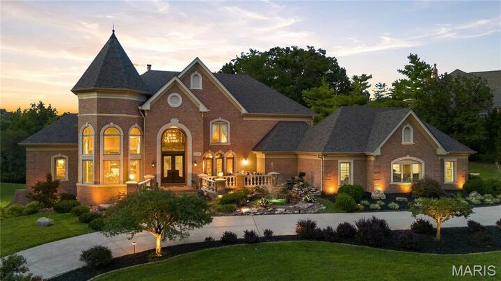 Property Photo: 12947 Sunset Bluff Court MO 63127