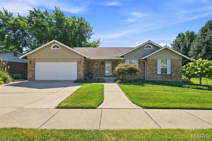 Property Photo:  4004 Flandre Cove Court  MO 63034 