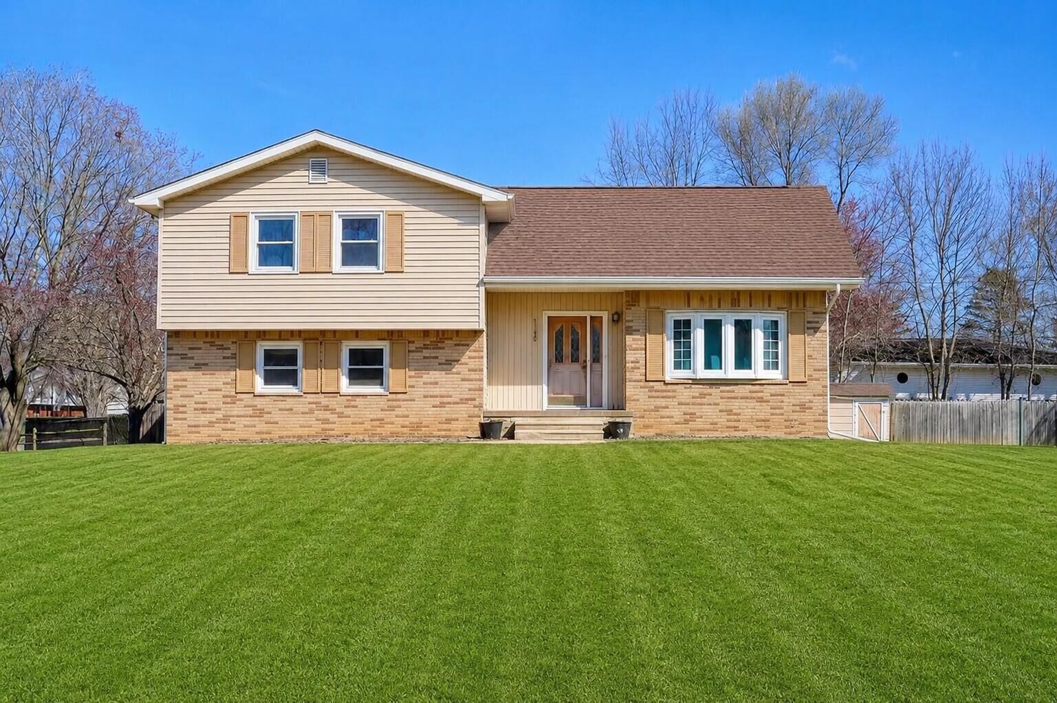 Property Photo:  1190 Ferndale Road  MI 49201 