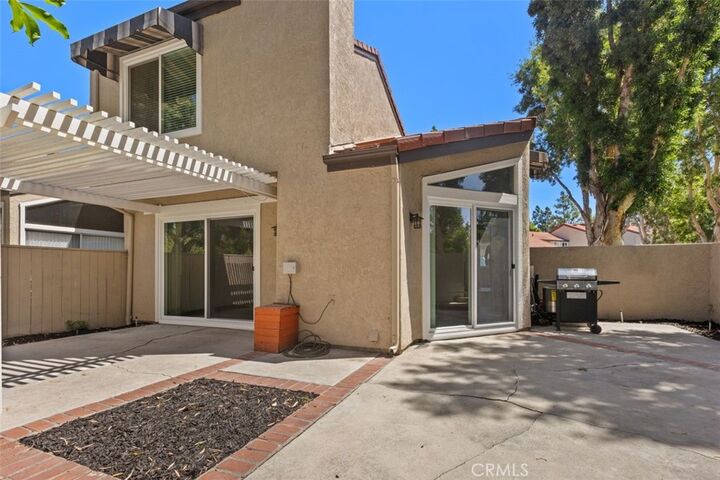 Property Photo:  142 Stanford Court 71  CA 92612 
