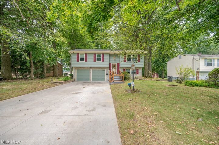 Property Photo:  4851 Woodridge Drive  OH 44515 