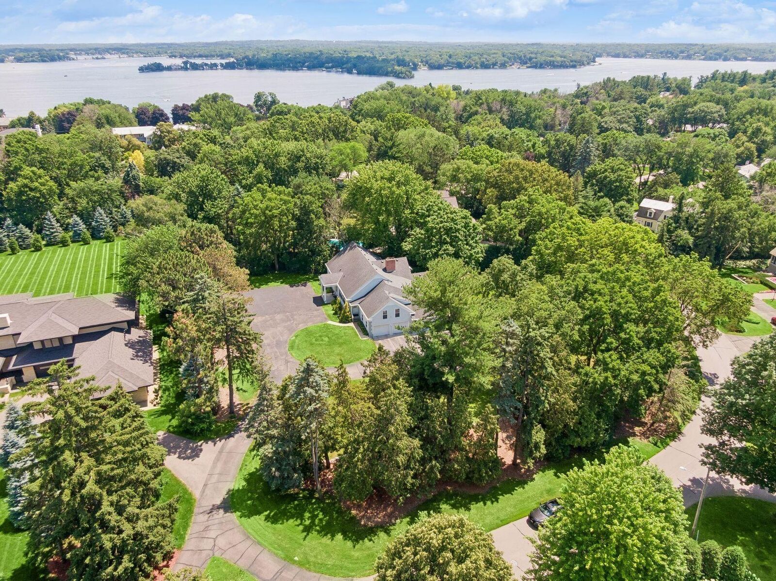 Property Photo: 480 Highcroft Road MN 55391