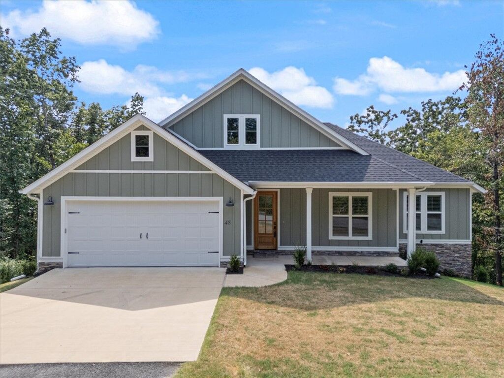 Property Photo: 48 Brentwood Drive AR 72715