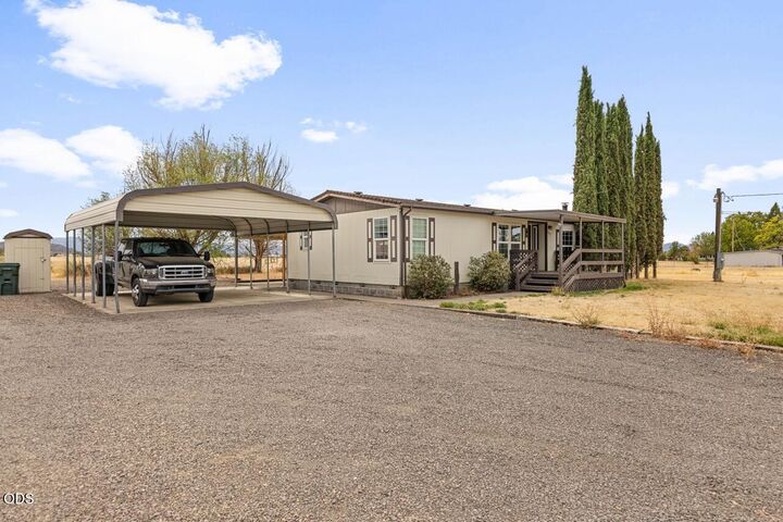 Property Photo: 4380 Avenue H OR 97503