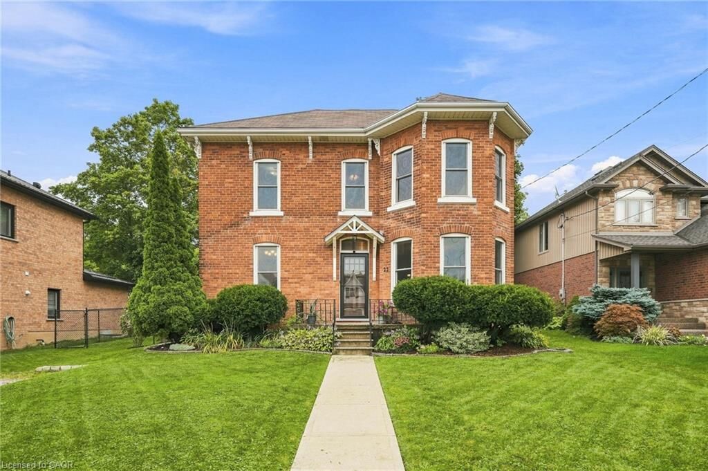 Property Photo:  22 Munsee Street S  ON N0A 1E0 