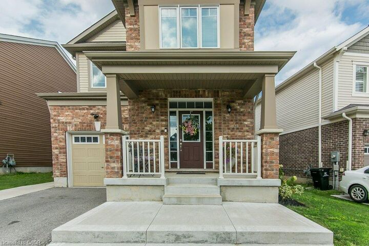 Property Photo:  43 Compass Trail  ON N3E 0B7 