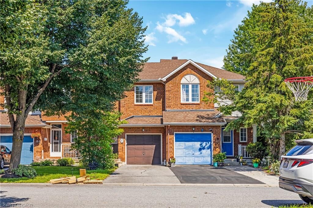 Property Photo:  82 Milner Downs Crescent  ON K2M 2S5 