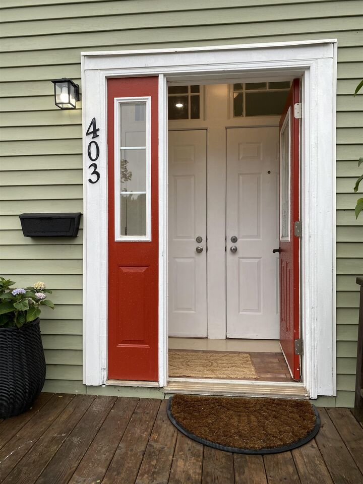 Property Photo:  403 Queen Street  PE C1A 4E2 