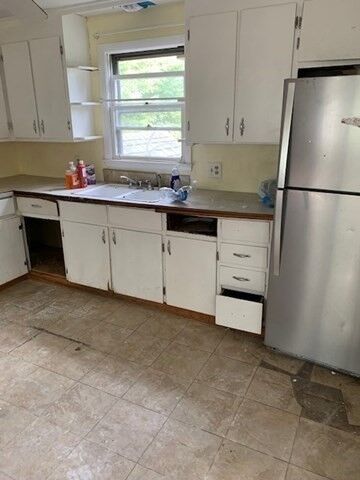 Property Photo:  132 Fruit St  MA 02048 