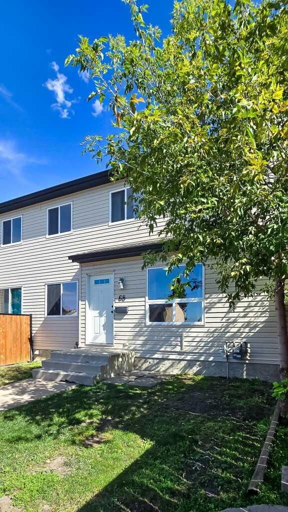Property Photo:  31 Alford Avenue 68  AB T4R 1G9 