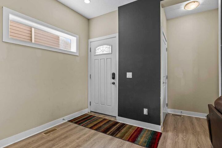 Property Photo:  1004 Shantz Place  AB T0M 0S0 