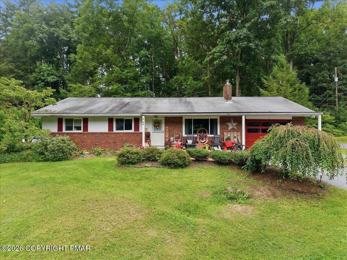 Property Photo:  20 Serfass Lane  PA 18071 