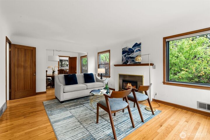 Property Photo:  731  19th Avenue  WA 98122 