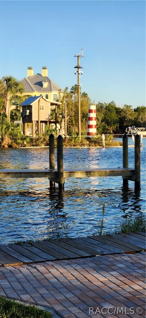 Property Photo: 5175 S Gray Pelican Way FL 34448