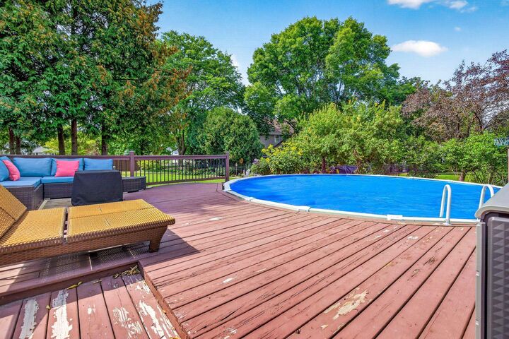 Property Photo:  1155 W Cecil Street  WI 54956-3608 