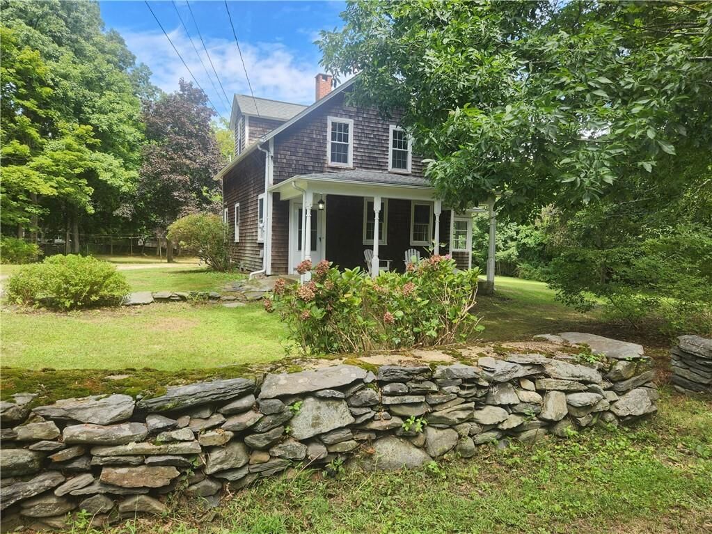 Property Photo:  46 Carr Lane  RI 02835 