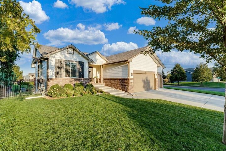 Property Photo:  3604 N Pepper Ridge St  KS 67205 