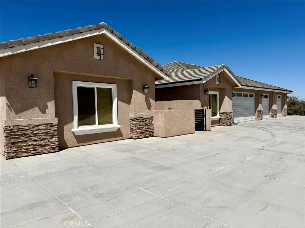 Property Photo: 5826 Casita CA 92344