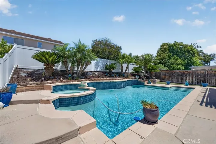 Property Photo:  32222 Corte Gardano  CA 92592 
