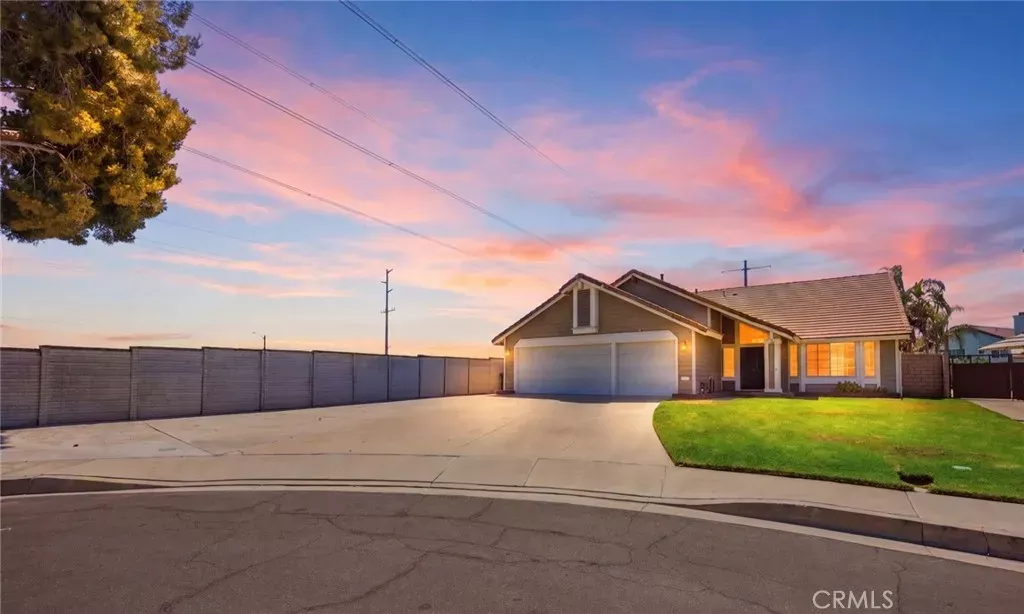 Property Photo: 3762 S Peach Tree CA 91761