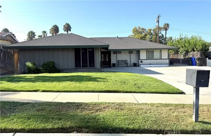 Property Photo:  22637 La Paix Street  CA 92313 