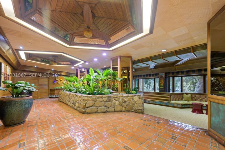 Property Photo:  2000 Towerside Ter 408  FL 33138 