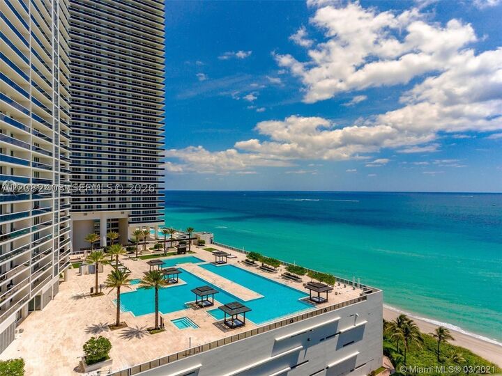 Property Photo:  1850 S Ocean Dr 4202  FL 33009 
