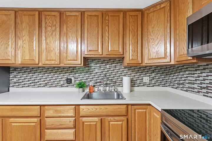 Property Photo:  273 Queen Street 13E  CT 06489 