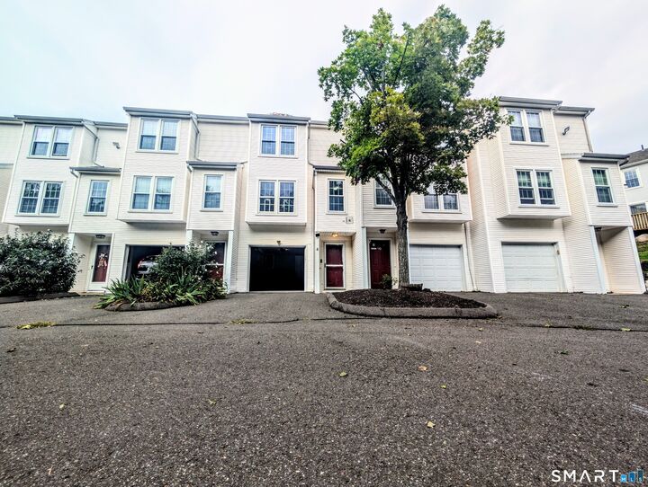 Property Photo: 380 Hitchcock Road 89 CT 06705