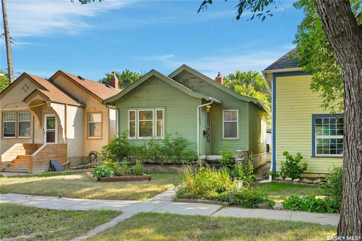 Photo de la propriété:  526 7th Street E  SK S7H 0X7 