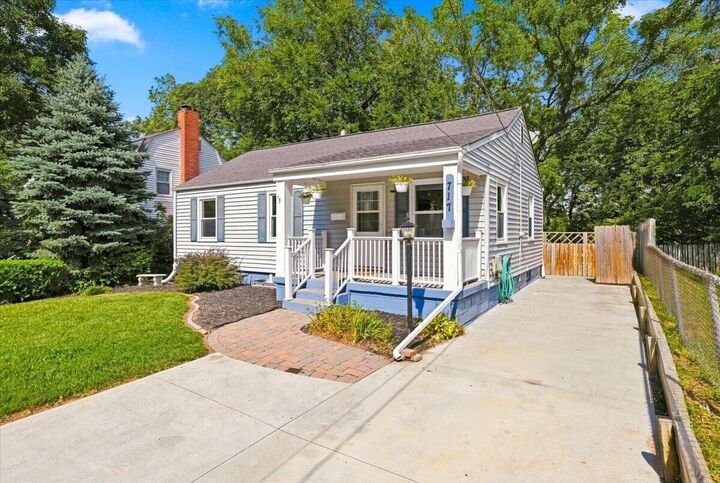 Property Photo:  717 Grace  Street  IA 51503 