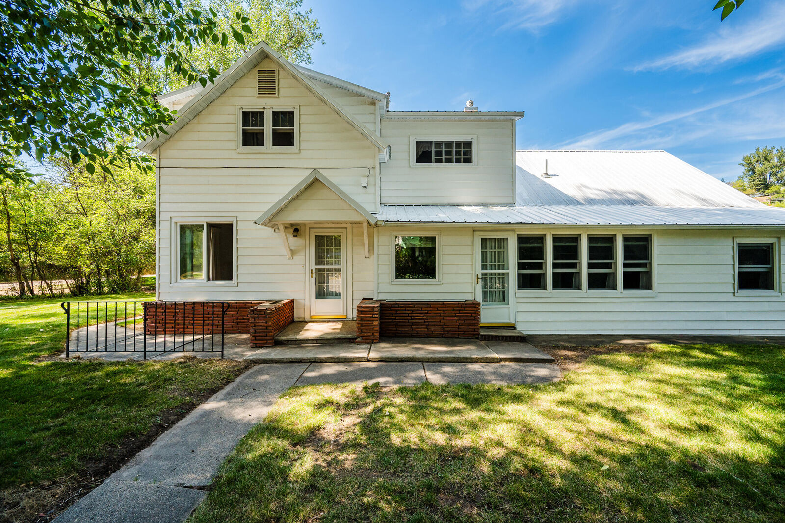 Property Photo: 1005 W Works Street WY 82801