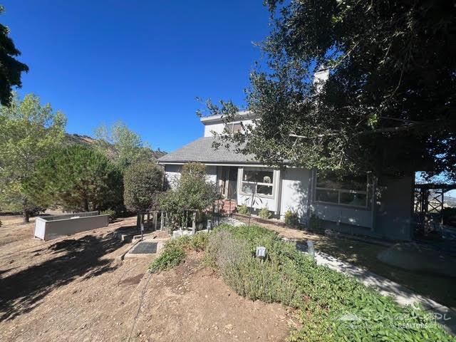 Property Photo: 25910 Skyline Drive CA 93561
