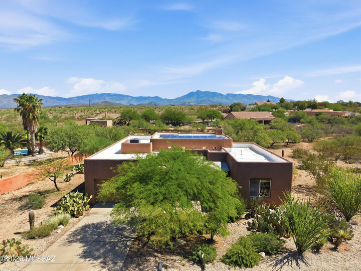 Property Photo: 14157 E Wild Jesse Way AZ 85641
